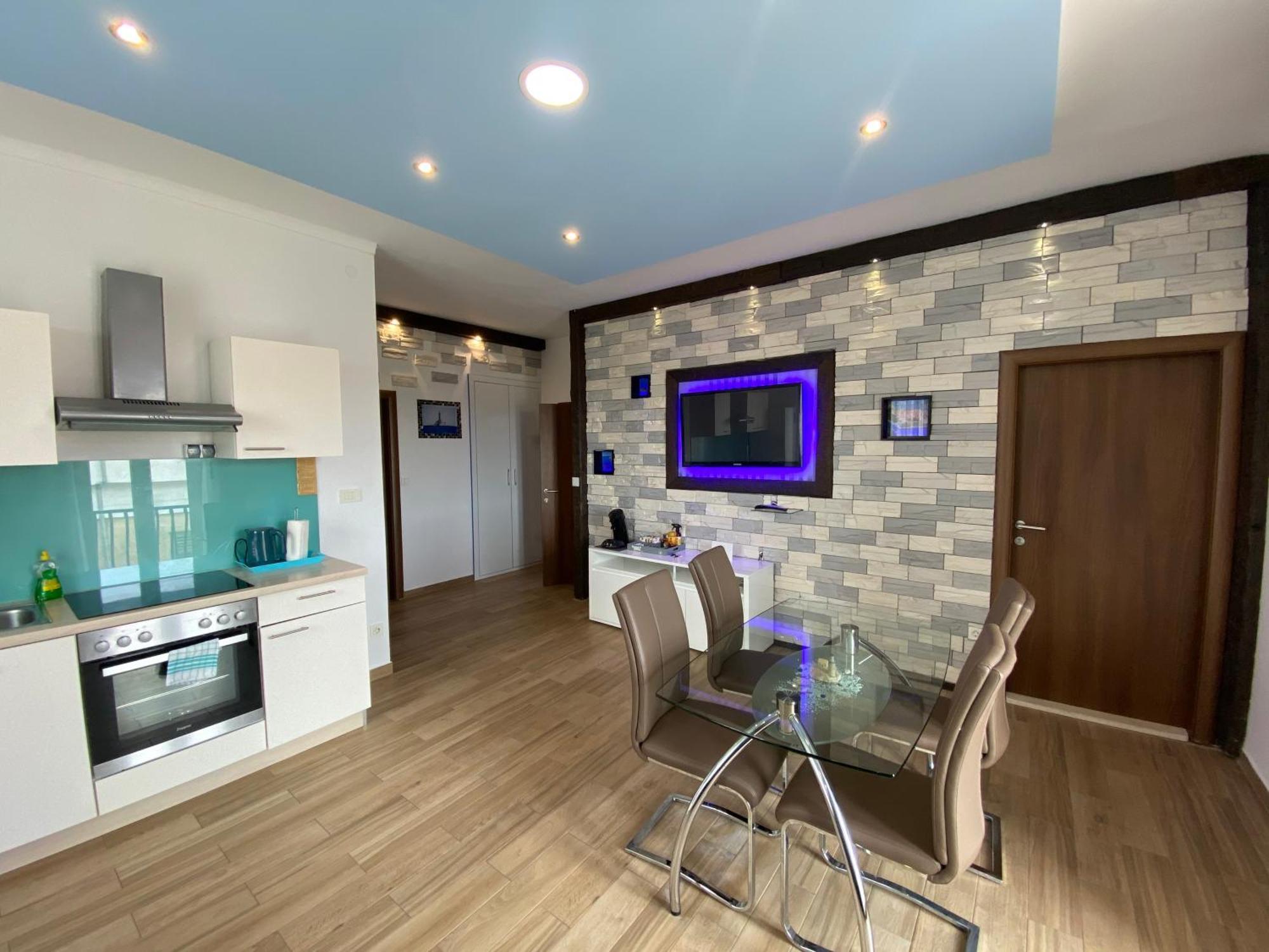 דירות ספליט Violet Sea Breeze מראה חיצוני תמונה